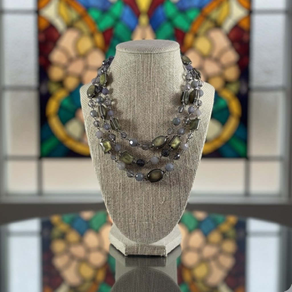 Premier Designs 3 Layer Necklace With Green Gems Purple Gray Beads 26$